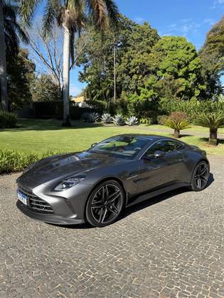 ASTON MARTIN VANTAGE 4.0 V8 TURBO GASOLINA COUPÉ AUTOMÁTICO ASTON MARTIN VANTAGE 4.0 V8 TURBO GASOLINA COUPÉ AUTOMÁTICO